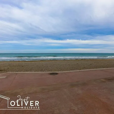 Just Oliver Holidays -bell Raco Panoramic Appartement