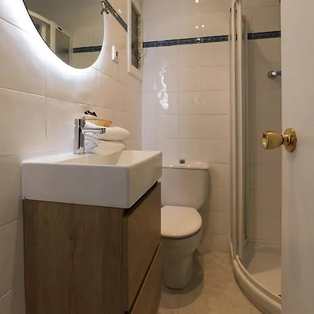 Just Oliver Holidays -bell Raco Panoramic Appartement *